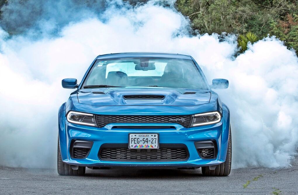 A prueba: Dodge Charger SRT Hellcat Widebody Redeye, el rey de la potencia