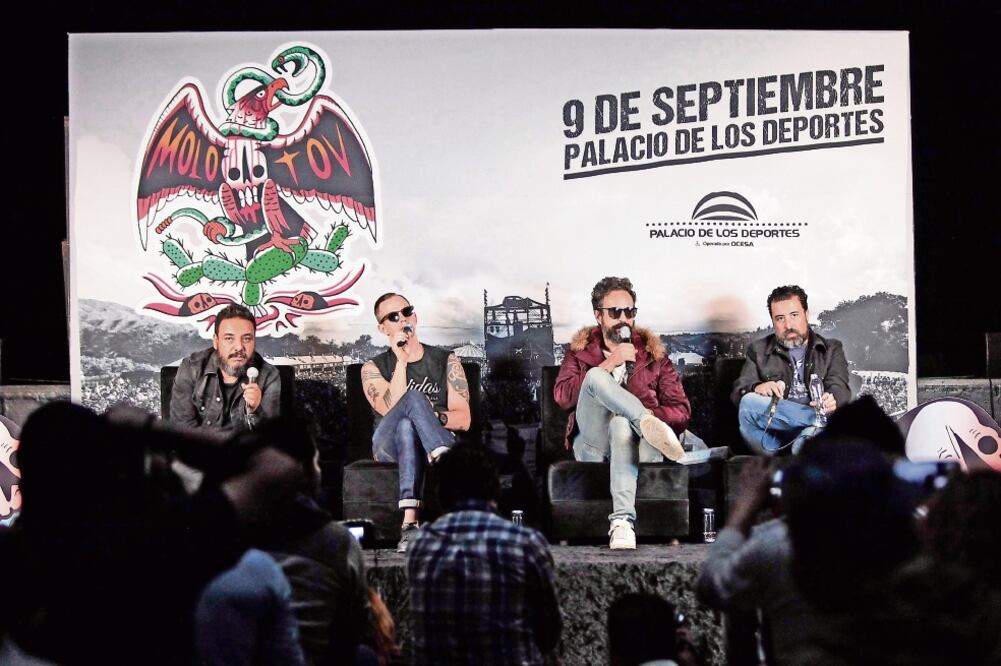 La banda dará concierto el próximo viernes por sus 20 años de carrera (SÁSHENKA GUTIÉRREZ. EFE)