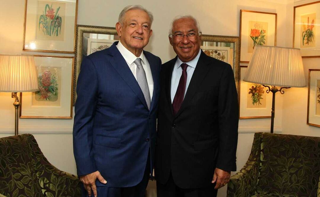AMLO y el primer ministro de Portugal, António Luís Santos da Costa. Posteriormente, López Obrador se reunirá con el presidente chileno Gabriel Boric en el Palacio de La Moneda. Foto: Presidencia