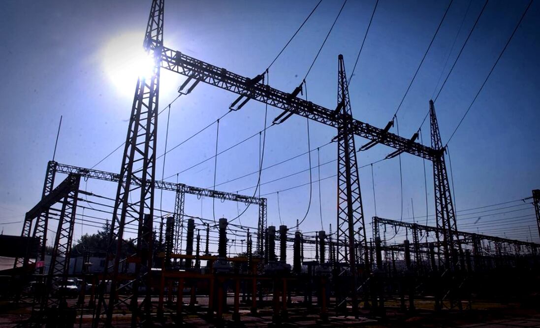 El gobierno federal advirtió que se revisará la legalidad y rentabilidad financiera de los contratos de producción independiente y se revocarán los permisos irregulares. Foto: archivo/EL UNIVERSAL