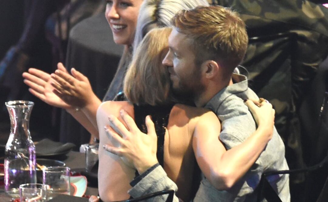 Taylor Swift agradece a su novio en los Premios iHeartRadio