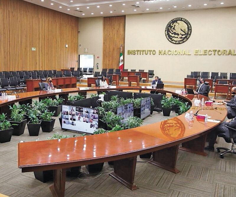 El INE le ordenó a la Presidencia de la República retirar de redes la conferencia del pasado viernes 16 de abril por la veda electoral. Foto: ARCHIVO EL UNIVERSAL