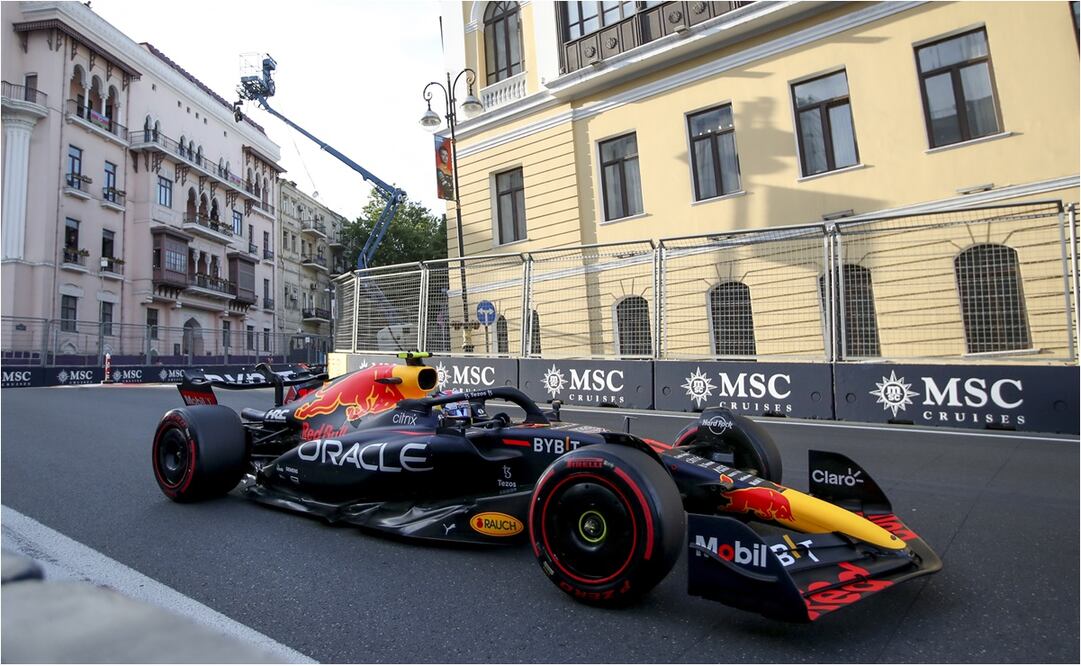 Checo Pérez arrancará segundo en el Gran Premio de Azerbaiyán / FOTO: EFE