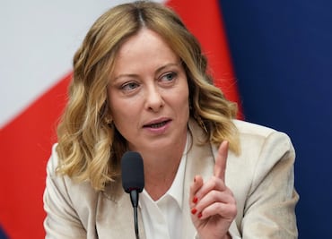 Periodista italiano espiado por software israelí acusa al gobierno de Meloni de mentir; “¿quién ordenó esta actividad “, cuestiona