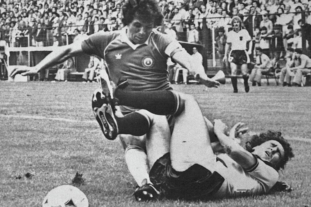 El 17 de junio de 1982, contra Austria, Figueroa participó por tercera vez en una cita mundialista. Foto: AP