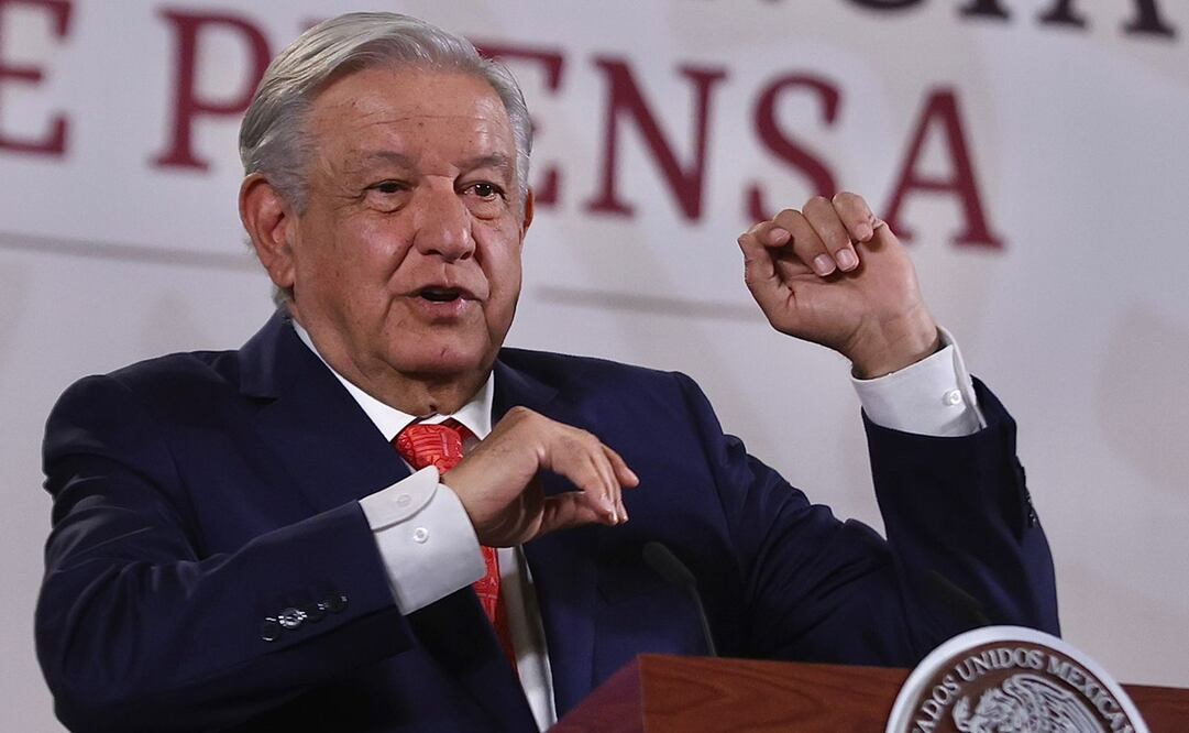 López Obrador en su conferencia de prensa matutina en Palacio Nacional. Foto: Berenice Fregoso / EL UNIVERSAL