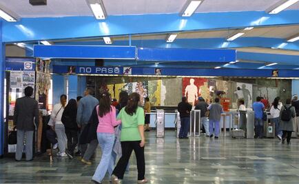 Línea 2 del Metro CDMX reanuda servicio con 10 trenes a un mes del incendio en subestación Buen Tono 