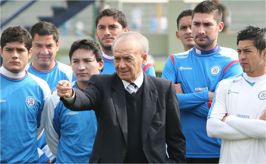 Guillermo Álvarez en su etapa como presidente de Cruz Azul. FOTO: Archivo/ EL UNIVERSAL