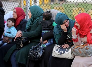 Países europeos suspenden solicitudes de asilo de los sirios, tras caída de Bashar al-Assad