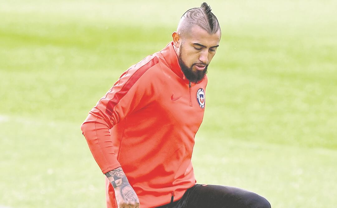 Arturo Vidal, volante letal chileno, clave para el duelo contra Australia (YURI KADOBNOV. EFE)