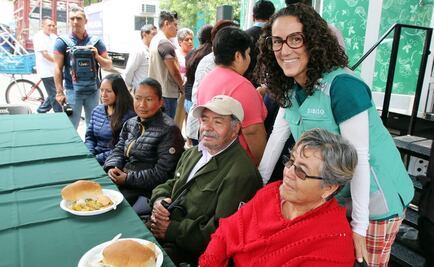 Bienestar inaugura primeros comedores móviles en Azcapotzalco