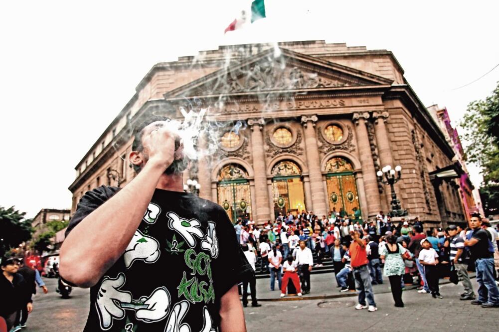 Cálculo político vs. legalización