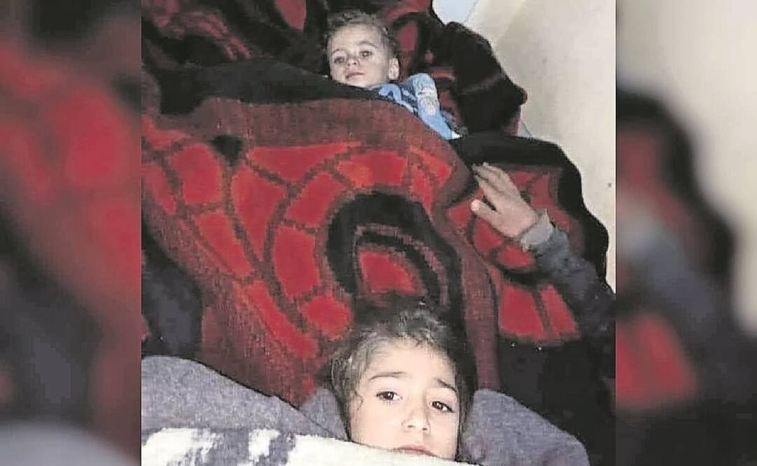 Los niños pasaron 17 horas atrapados entre escombros. Foto: Tomada Twitter @OfficialShehr