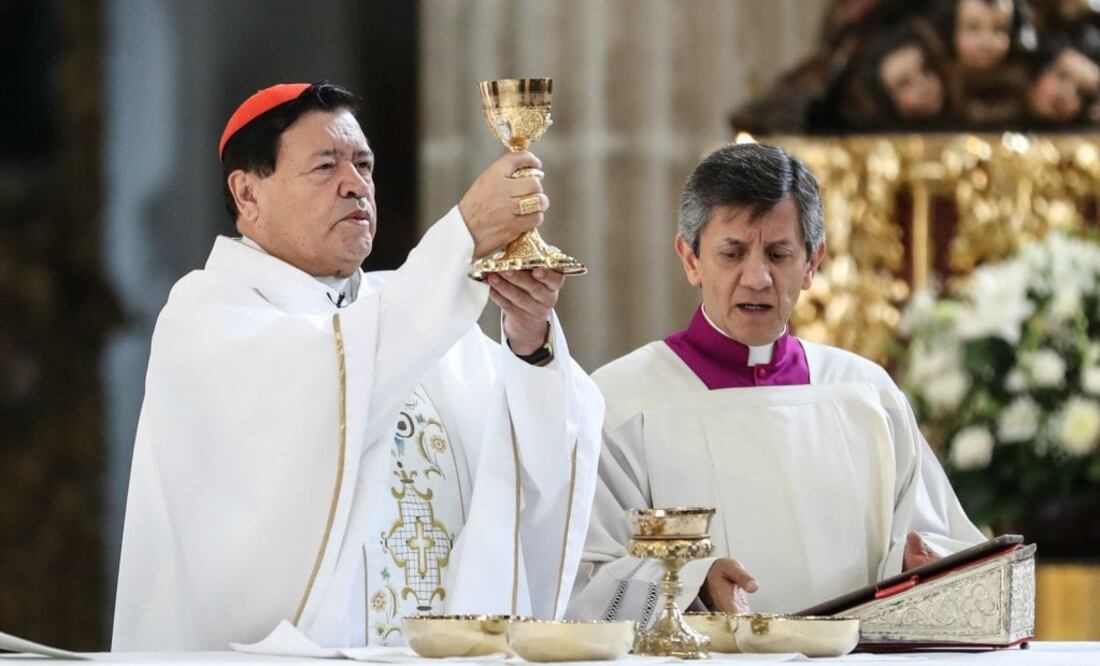 El Cardenal Norberto Rivera aseguró que el trabajo de EL UNIVERSAL ha tenido “una repercusión en la construcción del México actual”. Foto: Germán Espinoza