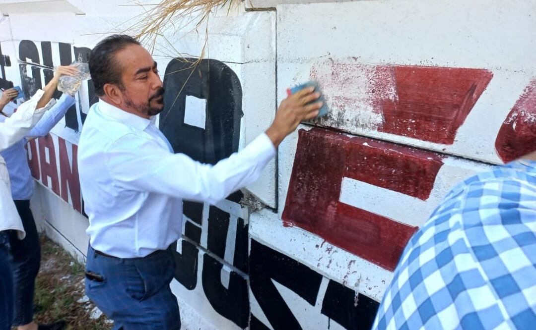 Augusta Díaz de Rivera demandó al gobernador Sergio Salomón Céspedes ordenar limpiar el mobiliario urbano dañado con las pintas electorales de aspirantes morenistas. Foto: Especial