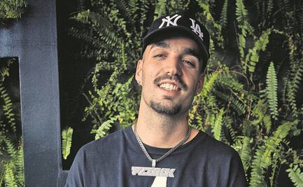 Rels B no olvida a su barrio y empuja a artistas nuevos