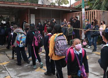 ONG acusa a la SEP de falsear cifras de la matrícula del ciclo escolar 2022-2023