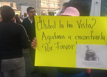 Bloquean avenida Central por desaparición de niña de 12 años; la habrían contactado por juego de Facebook