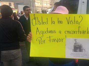 Bloquean avenida Central por desaparición de niña de 12 años; la habrían contactado por juego de Facebook