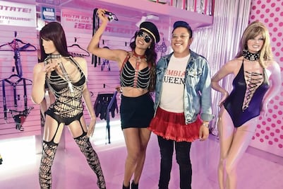 La inhibición y lo atrevido subirán de tono en Tinderella