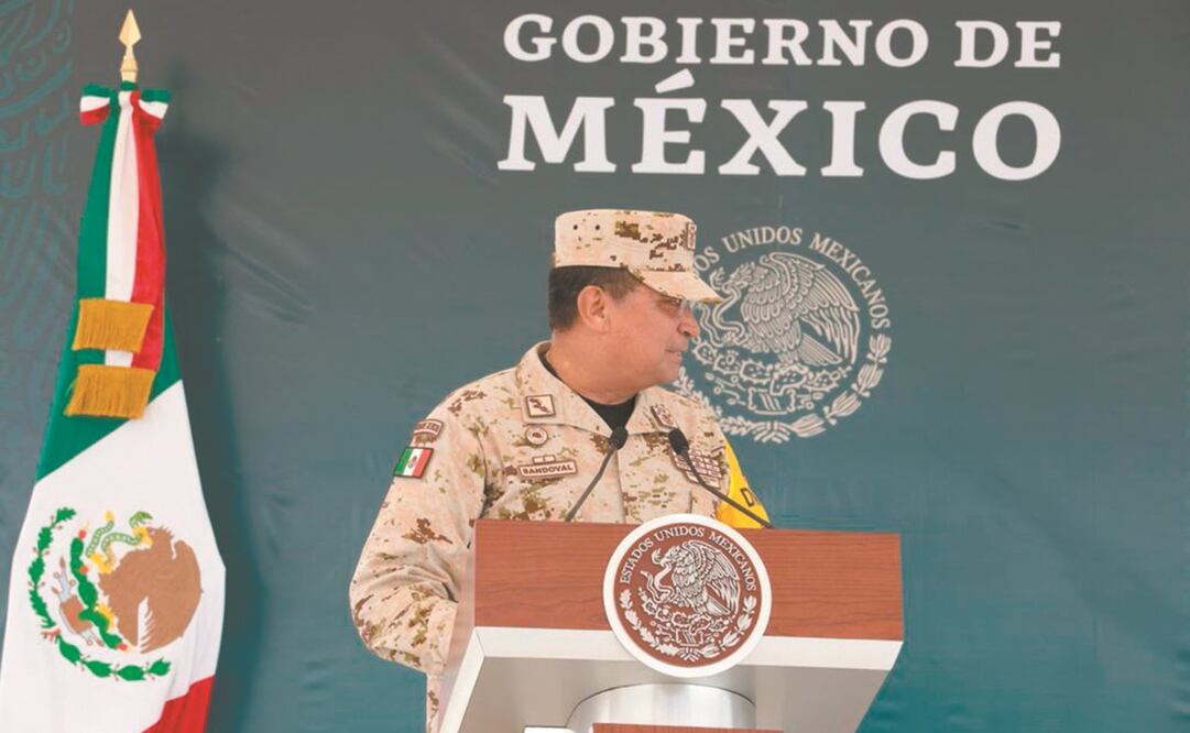 El secretario de la Defensa, Luis Cresencio Sandoval, en un acto en Ensenada, Baja California, afirmó que la GN se ve como una corporación policial con identidad propia. Foto: PRESIDENCIA