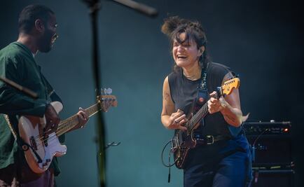 Con sencillez y poderío, Big Thief conquista a miles en su primera visita a CDMX: un concierto íntimo y vibrante