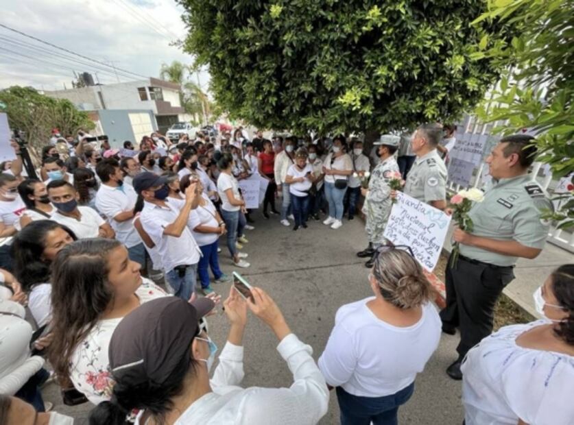 Se manifiestan en homenaje y dignificación de la GN en Aguascalientes