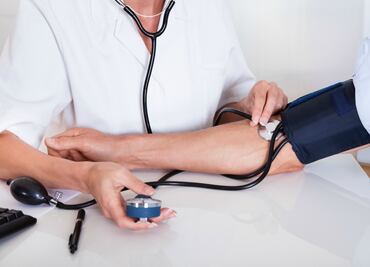 Conoce la fruta que ayuda a prevenir enfermedades del corazón y a disminuir la presión alta