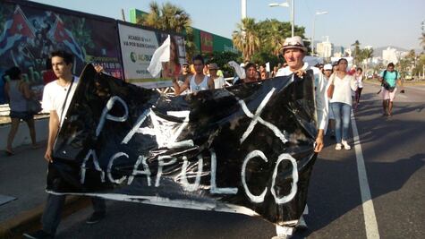 Comunidad cultural marcha por la paz en Acapulco