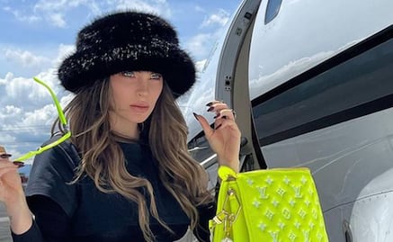 Belinda presume mini cintura y nuevos tatuajes que se hacen en su honor