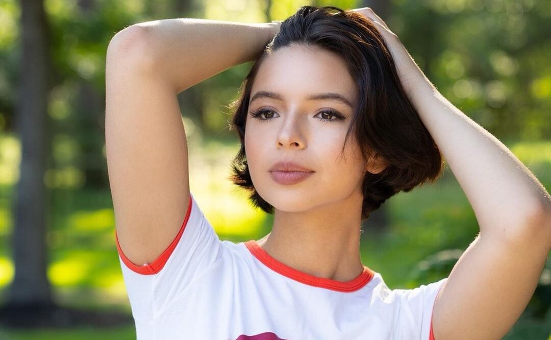 Ángela Aguilar deslumbra con prenda Mugler / Foto: Instagram @angela_aguilar_