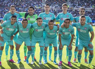 SAT condona 381 mdp a Cruz Azul, Chivas, Pumas y Toluca