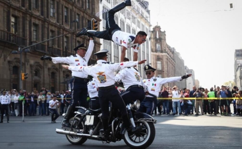 Sheinbaum inaugura Juegos Latinoamericanos de Policías y Bomberos en el Zócalo
