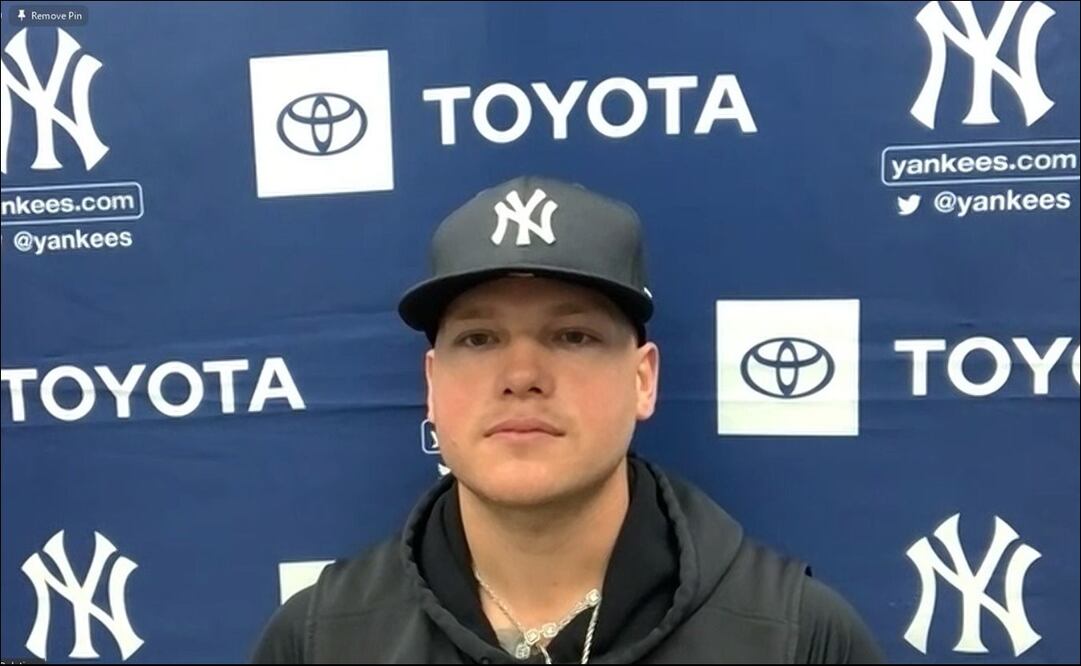 Álex Verdugo confesó su deseo de ver más jugadores mexicanos / Foto: Especiales