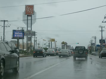 Declaran emergencia en La Paz, Baja California Sur, por lluvias