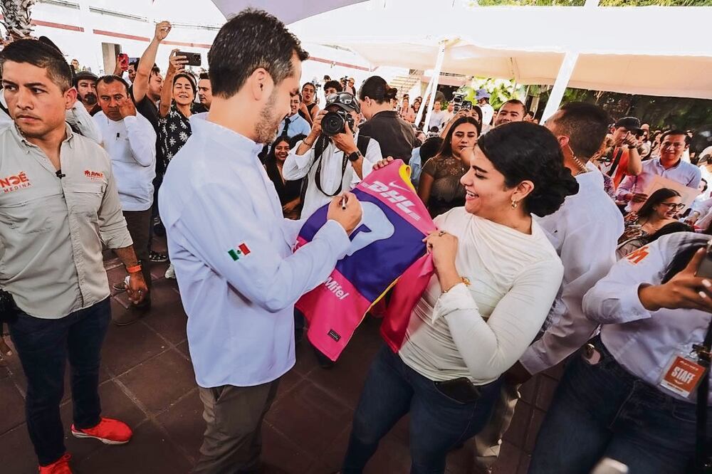 Jorge Álvarez Máynez planteó alternativas en materia de energía sustentable durante su gira por Chiapas. Foto: Especial