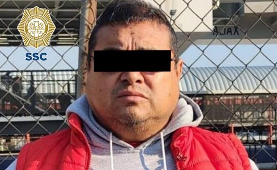 Elementos de la SSC detuvieron al conductor de un camión de transporte de carga, presuntamente implicado en el percance vial donde un motociclista perdió la vida, en la alcaldía Iztapalapa.
Foto: Especial.