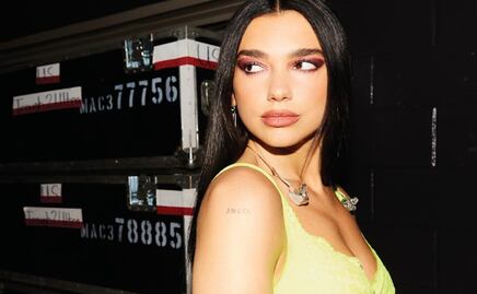 Dua Lipa se deja ver por las calles de la colonia Roma, previo a su concierto de esta noche