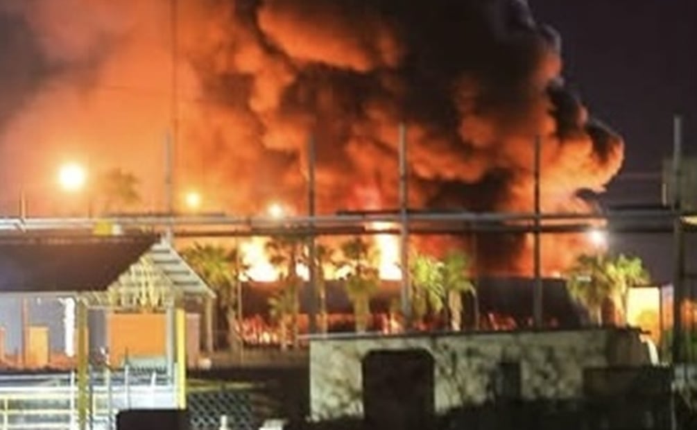 Alrededor de las 06:20 horas del pasado 23 de junio, cuando presuntamente el acusado ingresó al inmueble de la corporación policiaca y prendió fuego de manera intencional. | Foto: Especial.