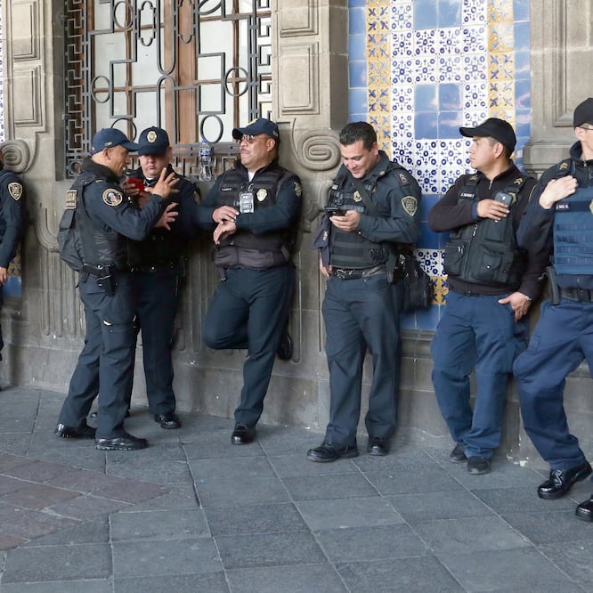 De acuerdo con la encuesta de la ONG, 54% de los uniformados dice que hay corrupción en las instituciones de seguridad pública. Foto: ARCHIVO EL UNIVERSAL