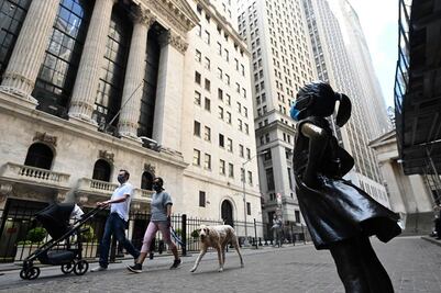 Dow Jones sube 3.85% por optimismo con una posible vacuna del coronavirus