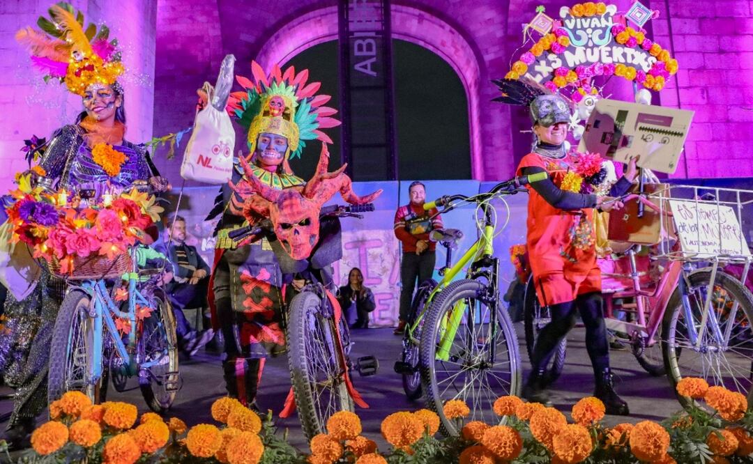 Convocan al concurso de disfraces del “Día de Muertos” durante el Paseo Nocturno en bici. Foto: Especial