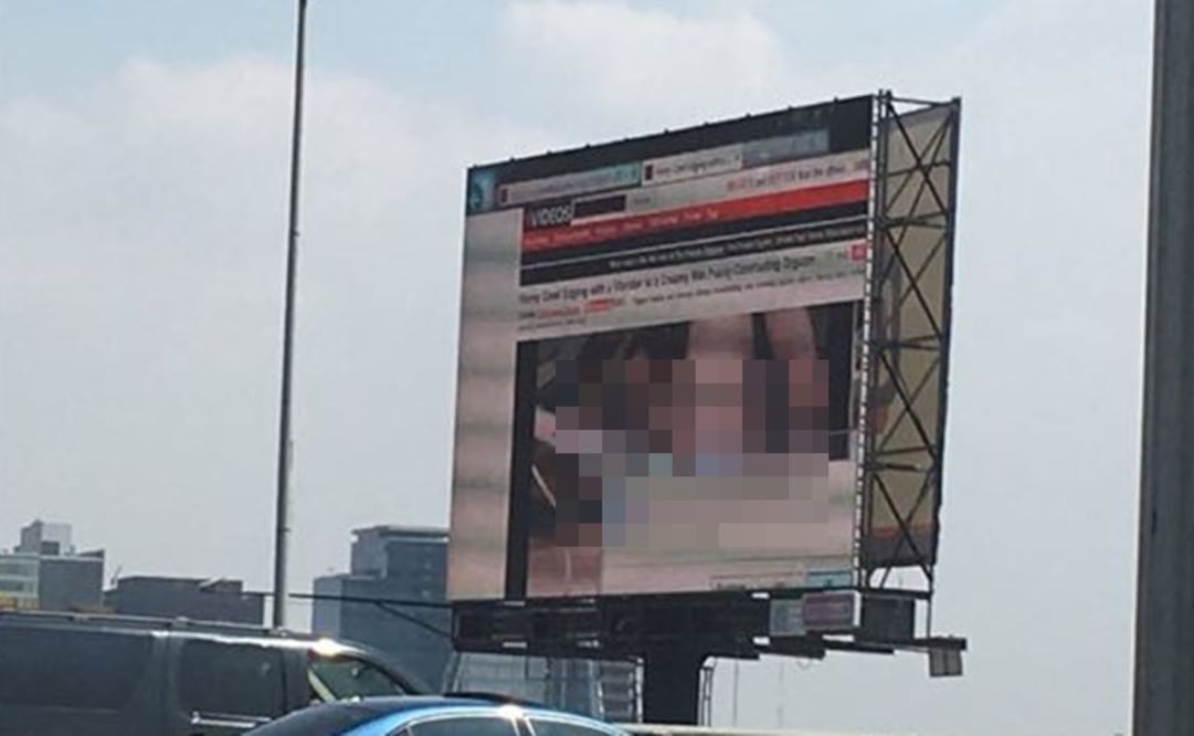 Proyectan video porno en espectacular de Periférico