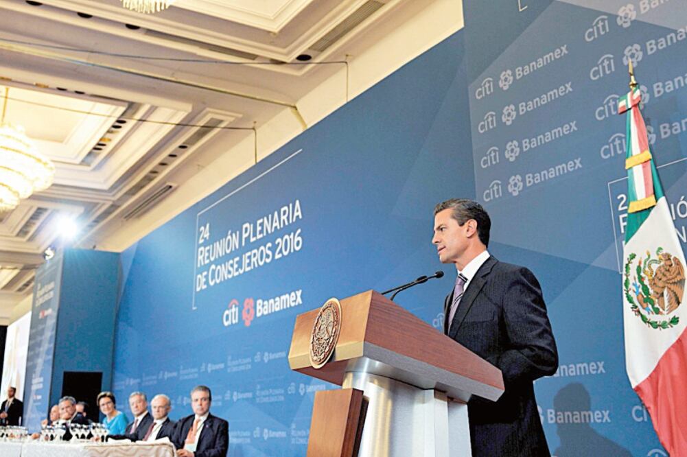 El presidente Enrique Peña Nieto participó en la 24 Reunión Plenaria de Consejeros de Banamex, en la que resaltó la buena marcha económica del país (PRESIDENCIA)