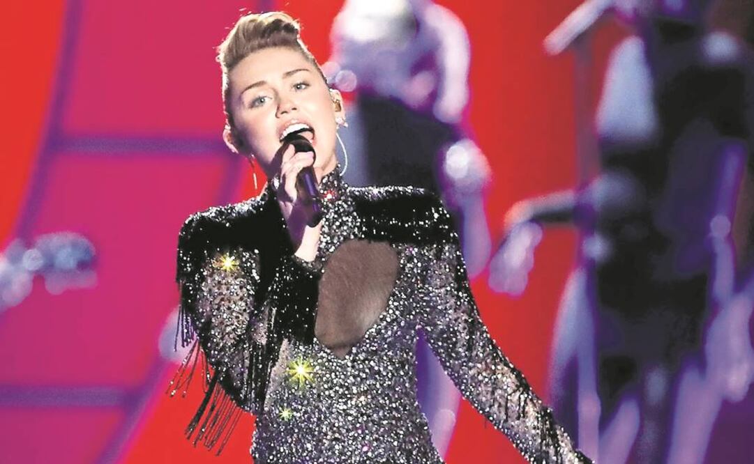 Policía detiene a fanático obsesionado con Miley Cyrus