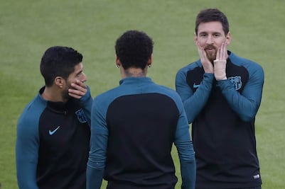 Aficionados del Barcelona pasean por Turín y prometen "animar a tope"