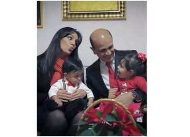 Sorprende el gran parecido entre José José y su pequeño nieto