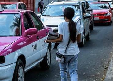 Se redujo la pobreza, pero aumentó población vulnerable: especialista; carencias para accesar a salud se duplica, señala