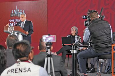 Discrepancias con Romo motivaron renuncia de Urzúa