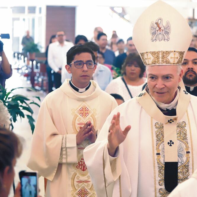 Mediador. Iglesia puede facilitar diálogo entre autoridades y gente a partir del discernimiento y escuchar, consideró Aguiar. BERENICE FREGOSO. EL UNIVERSAL